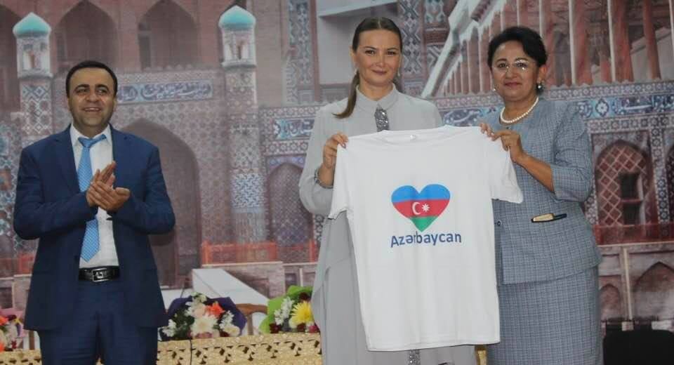 Qənirə Paşayeva qədim Kokand şəhərində Qarabağ həqiqətlərindən danışıb