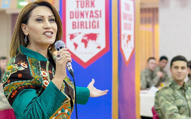 Azərbaycanlı müğənni: “Son damla qanıma qədər “mehmetçiyə” dəstəyəm” - VİDEO