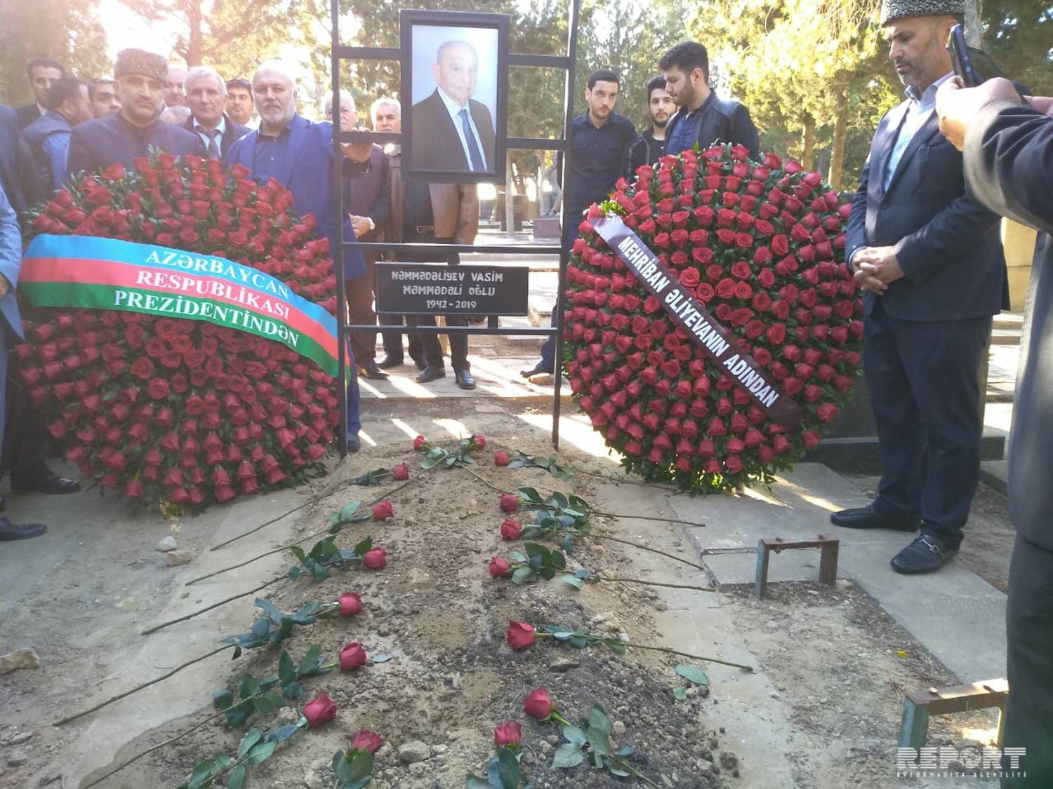 Vasim Məmmədəliyev dəfn olunub - FOTO
