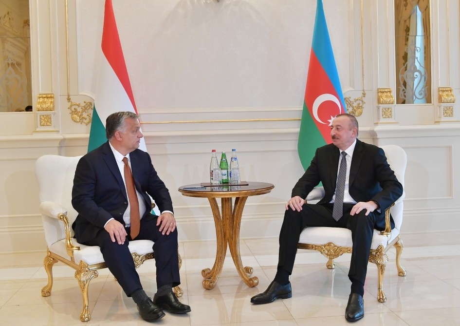 İlham Əliyevlə Viktor Orban arasında görüş olub - Fotolar