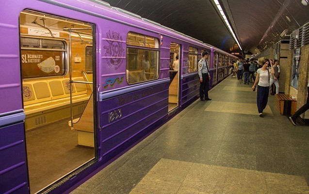 Son dəqiqə! Mitinqə görə Bakıda 3 metrostansiya bağlandı - AÇIQLAMA