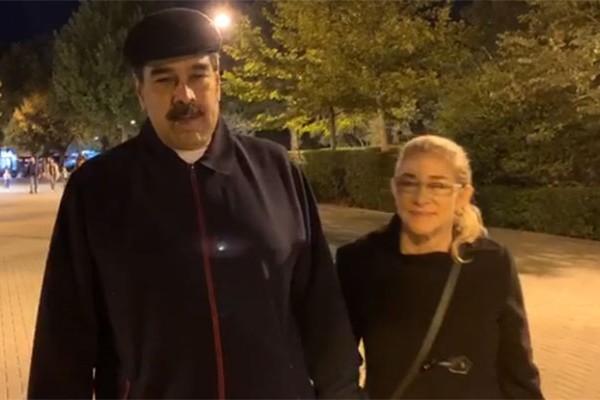 Maduro Bakı bulvarında - VİDEO