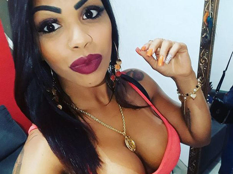 Omba böyütmə əməliyyatı keçirən 3 uşaq anası həyatının şokunu yaşadı- FOTO