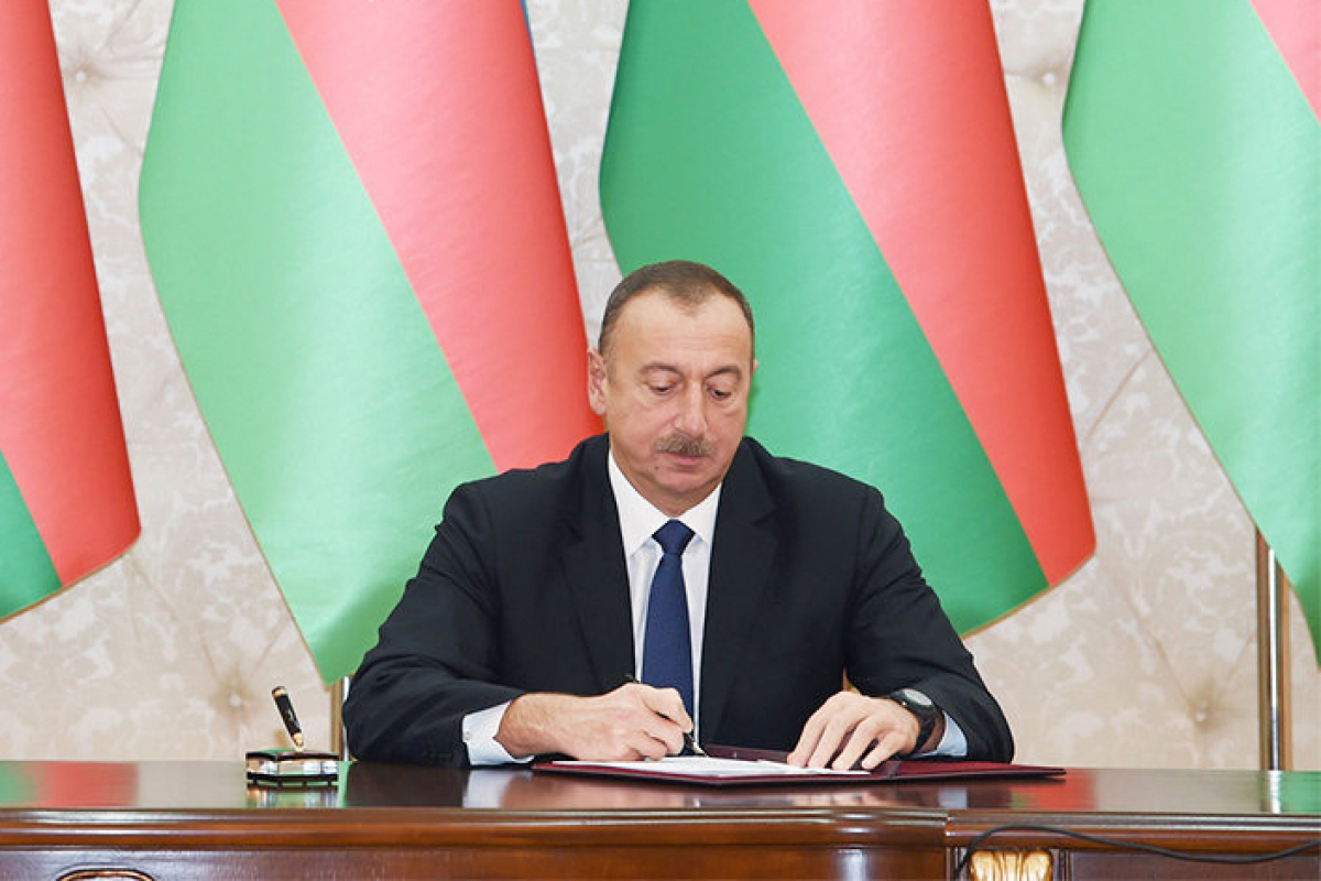 Prezident Yasamal rayon icra hakimiyyətinin başçısını işdən çıxardı