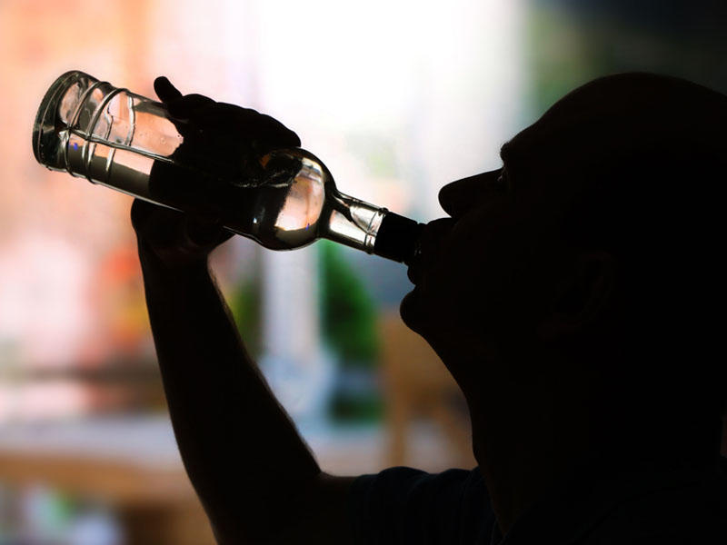 Bakıda “bomj” alkoqol zəhərlənməsindən öldü