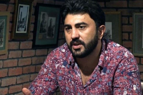 Kombi ustası azərbaycanlı müğənninin evindən pul oğurladı