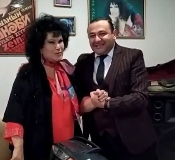 Zeynəb Xanlarova Aşıq Namiqə: "Əsl azərbaycanlı kişisisən" - VİDEO