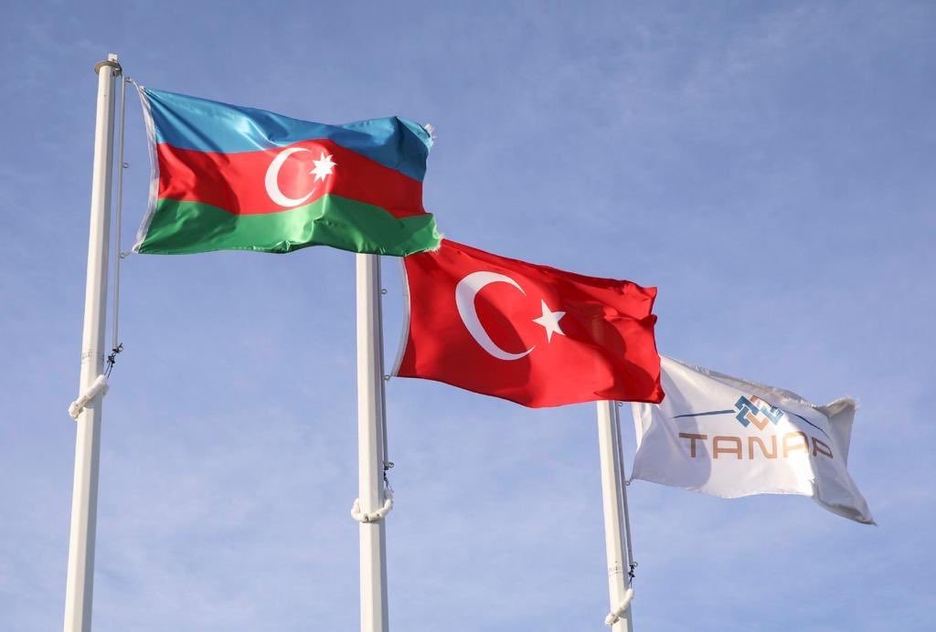 Azərbaycan Prezidenti TANAP layihəsinin Avropa ilə birləşəcək hissəsinin açılış mərasimində iştirak edir