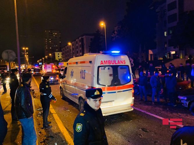 Bakıdakı dəhşətli qəzada yaralananların adları: Biri hamilə qadındır