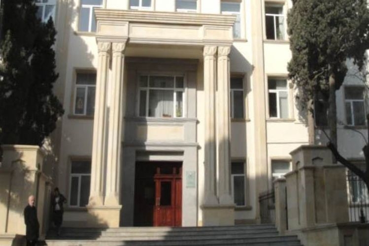 Bakıda bu məktəbdə çatlar yarandı - Şagirdlər başqa məktəbə köçürüldü