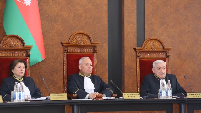 Bu da Konstitusiya Məhkəməsinin qərarı - Mətn