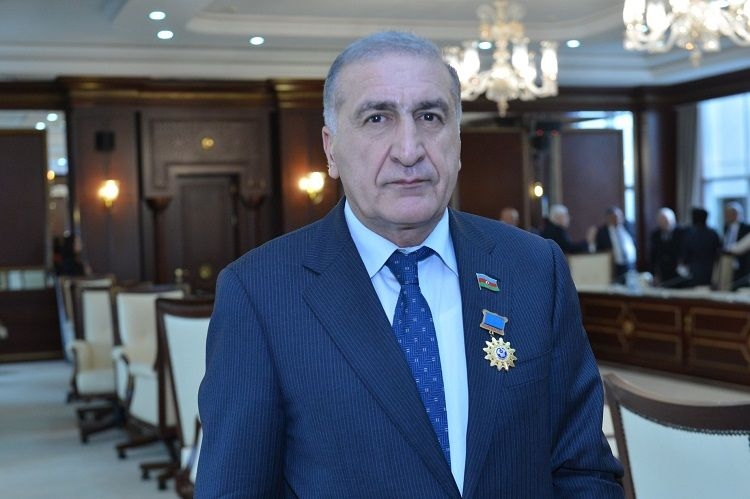 Azərbaycanda deputatın oğlunun həbs müddəti uzadıldı