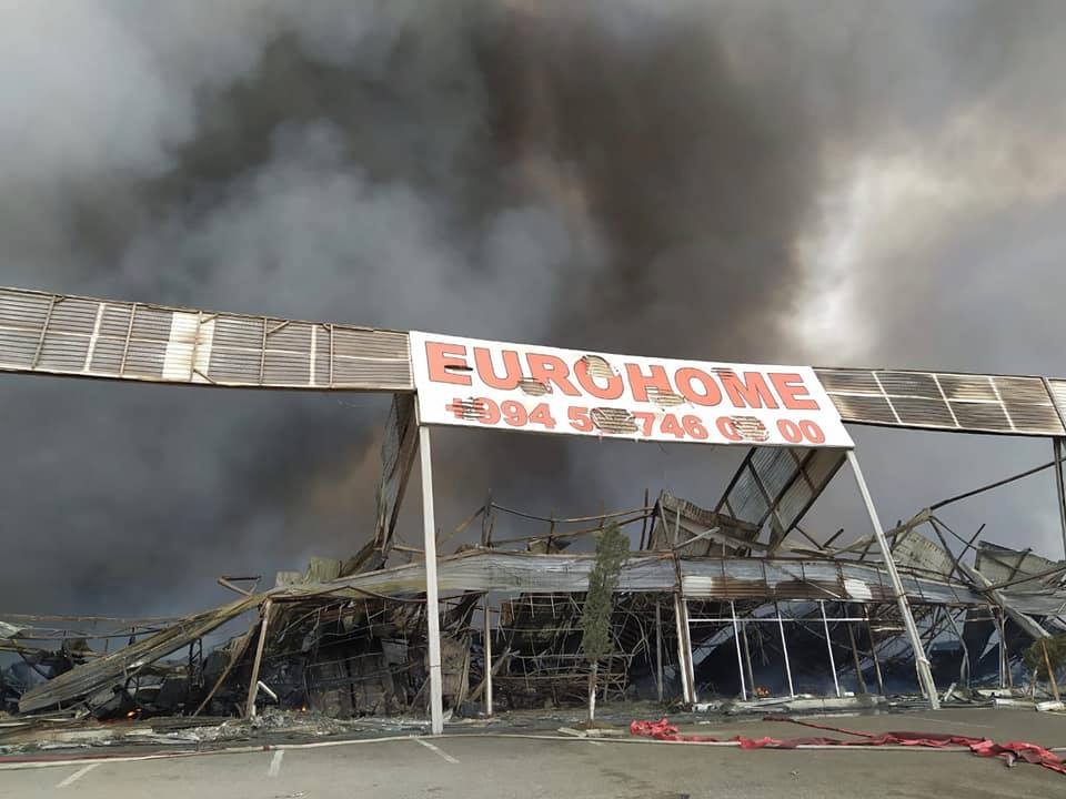 "EuroHome”dakı yanğın söndürüldü