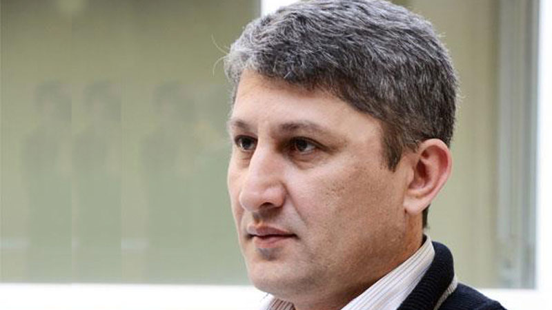 Daha bir tanınmış jurnalist deputatlığa namizəd oldu