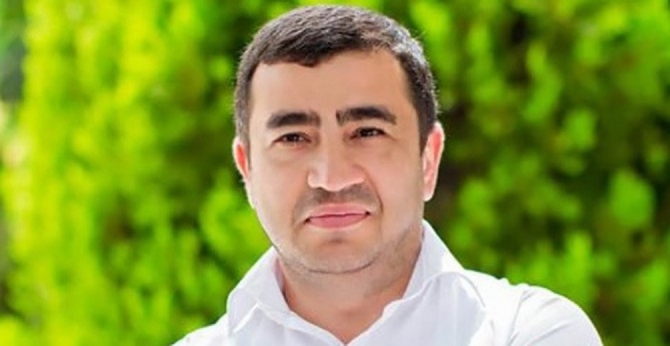 Bakıda doğum günündə intihar edən məmurun FOTOLARI