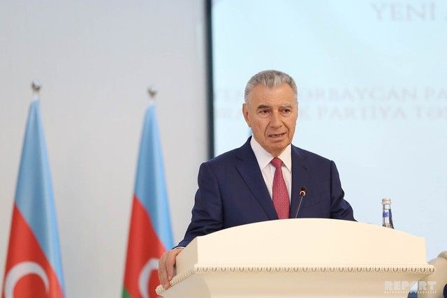 Əli Həsənov: "Hər ay pensiyamdan fonda 200 manat pul köçürməyə hazıram"