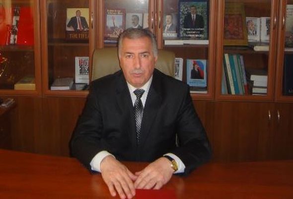 İcra başçısı deputatlığa namizəd oldu