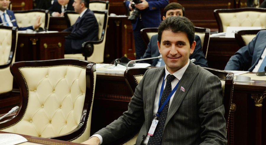 Naqif Həmzəyevin deputatlığa namizədliyi qeydə alındı