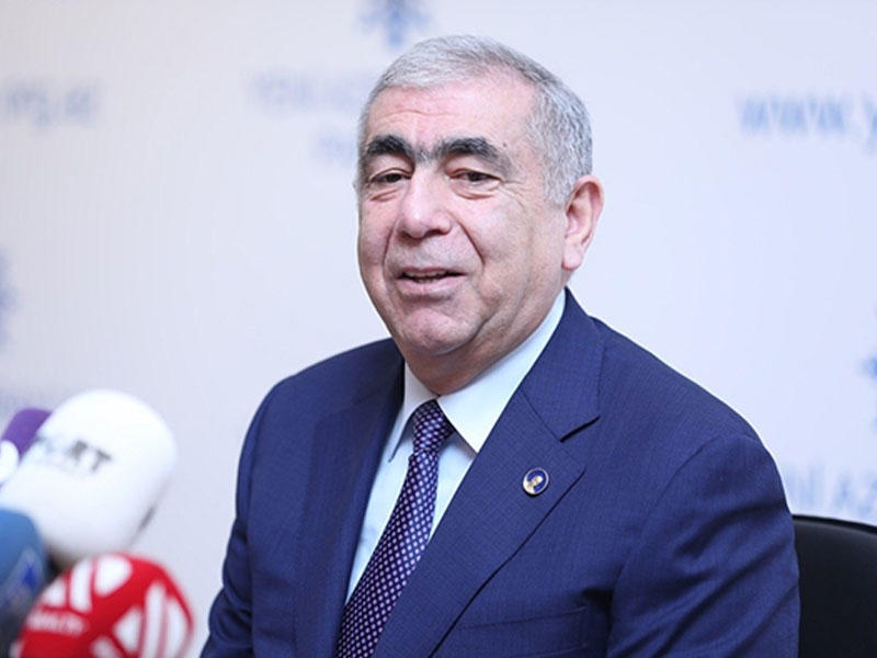 “Hamı evini tikib, hasarını çəkib, yol üçün məsafə qalmayıb”