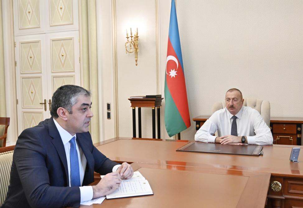 İlham Əliyev Nəqliyyat, Rabitə və Yüksək Texnologiyalar nazirini qəbul edib - FOTO