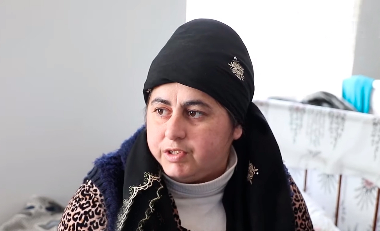 “Bizə Bakıda ev verin” - Nərminin anası