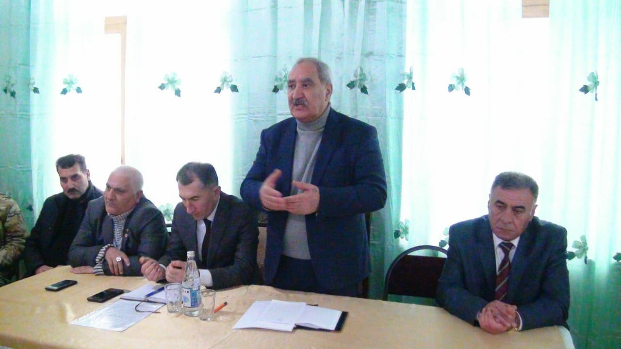 Fəzail Ağamalı seçicilərlə görüşlərinə start verdi - FOTO