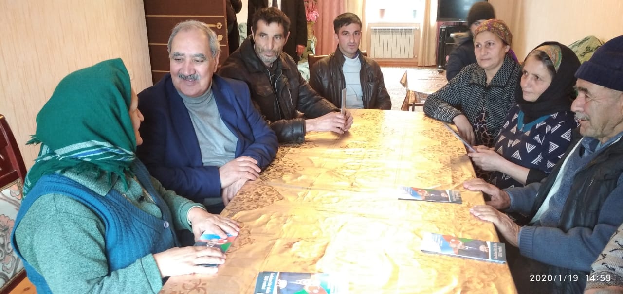 Fəzail Ağamalı şəhid ailələri və kənd ağsaqqalları ilə görüşdü - FOTOLAR 