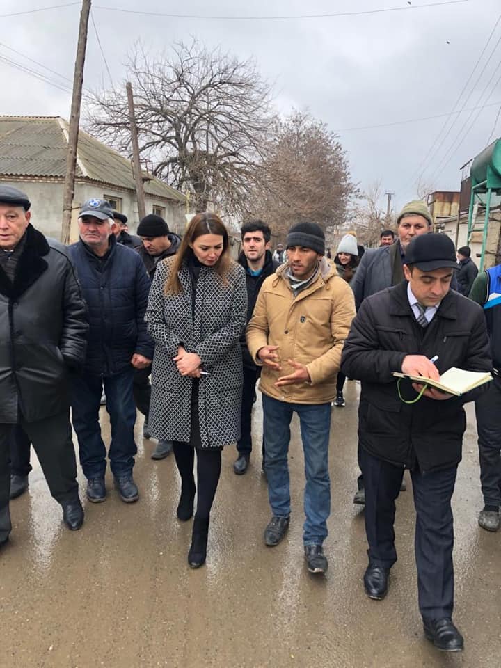 Qənirə Paşayeva  Xatınlı kəndində şəhid ailələri və Qarabağ müharibəsi veteranları ilə görüşüb - FOTOLAR