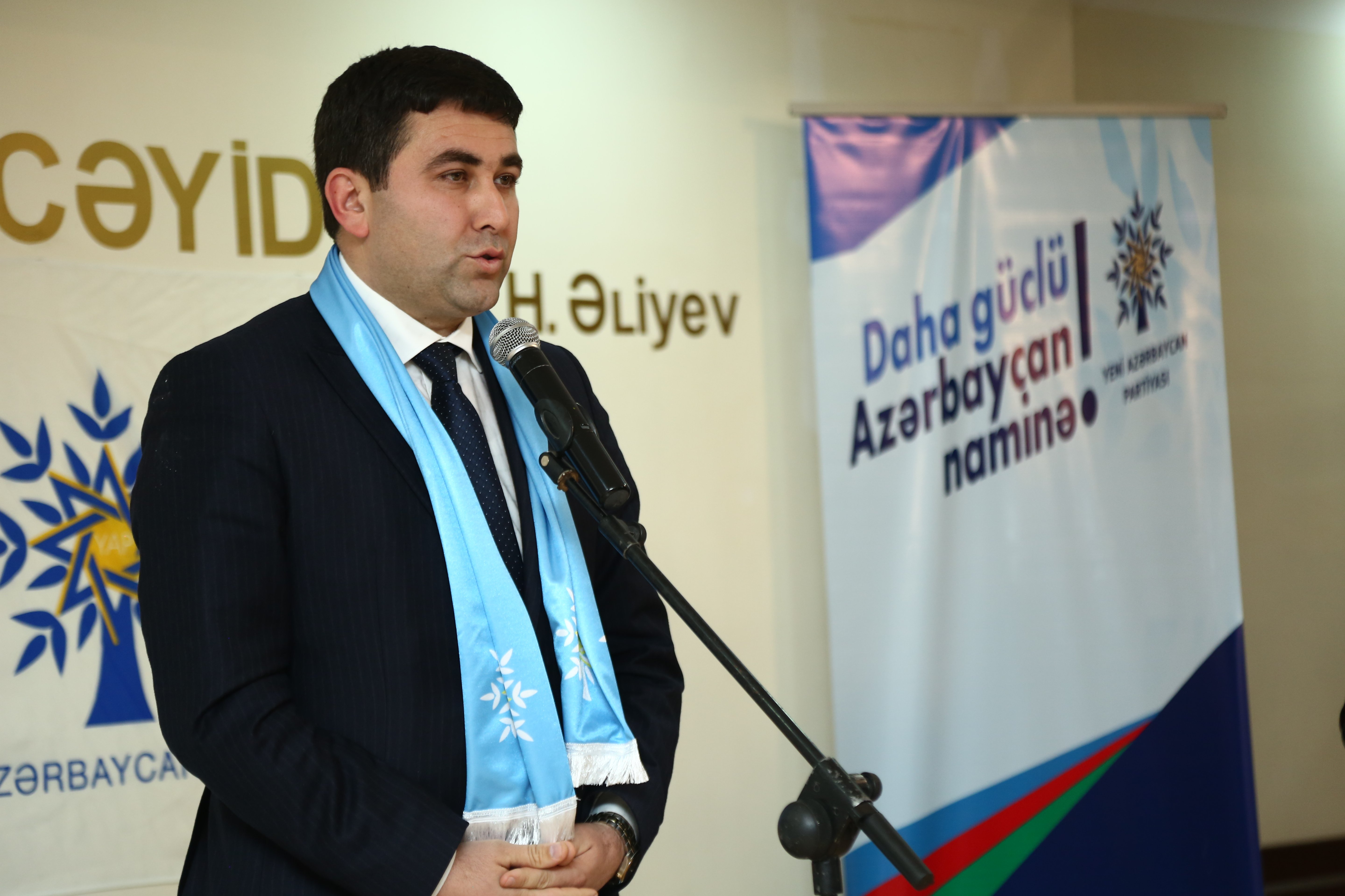 Müşfiq Cəfərov seçiciləri seçkilərdə fəal iştirak etməyə səsləyib - FOTO - VİDEO