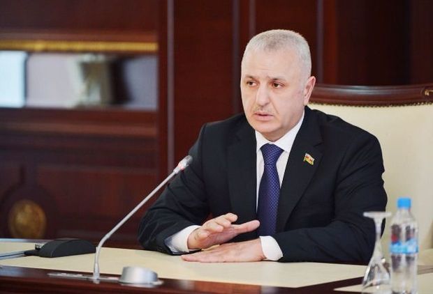 “Az danışıb, çox iş görmək” - Deputat Ülvi Quliyev Yasamala “yola davam” deyir