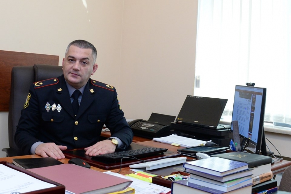 Bakı polisi insanlara bıçaqla hücum edilməsi ilə bağlı yayılan məlumatlara münasibət bildirib