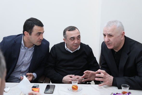 Yasamal sakinləri Ülvi Quliyevin xidmətlərini yüksək qiymətləndirir - VİDEO - FOTO