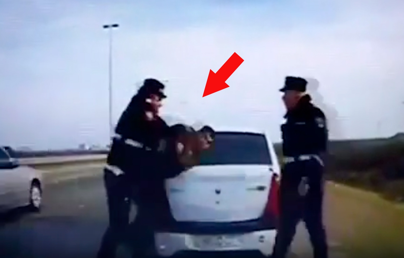 Bakıda sürücü polisə belə hücum etdi - ANBAAN VİDEO