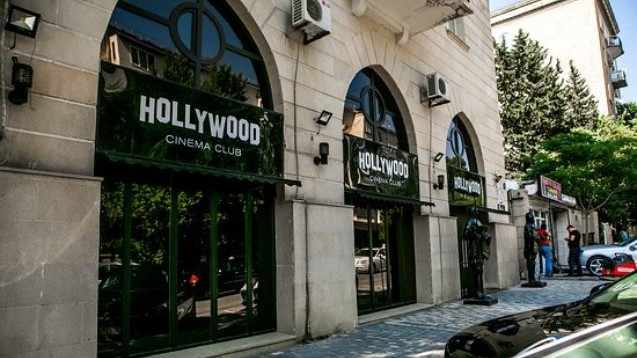 “Hollywood Cinema Club”un sahibi cərimələndi - sakinləri narahat etdiyi üçün