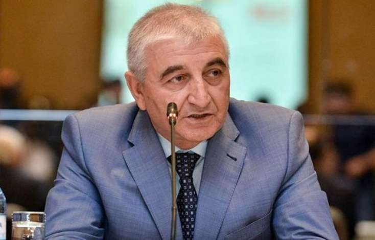 “Deyilir ki, kamera çəkir və hələ bir az da həvəslə bülleteni atır” –Məzahir Pənahov