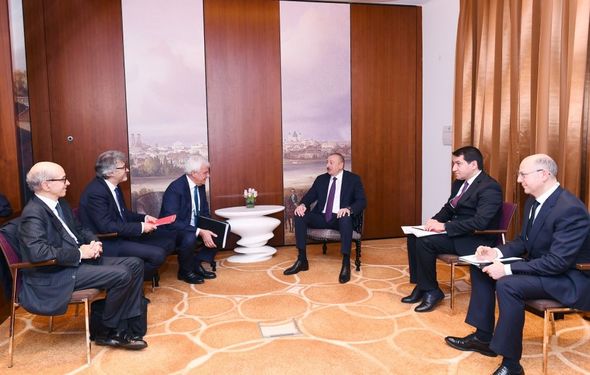 İlham Əliyev “Leonardo” şirkətinin baş icraçı direktoru ilə görüşüb - FOTO