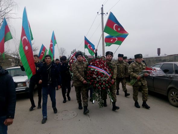 Şəhidimizin dəfn mərasimi başladı - FOTO