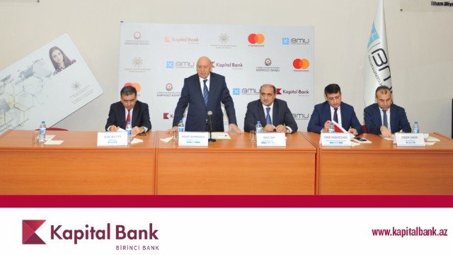 Kapital Bank növbəti ali məktəbdə “Smart tələbə kartı” təqdim etdi