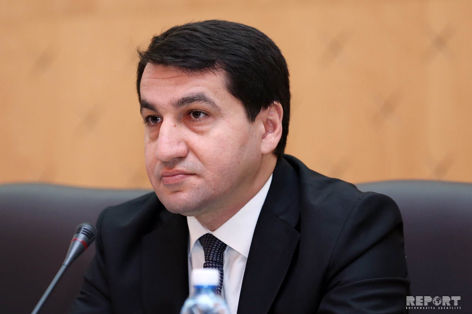 Hikmət Hacıyev: “Münhendə bütün dünya Ermənistan tərəfinin yalanlarının şahidi oldu”