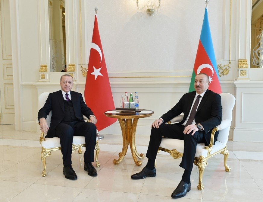Azərbaycan və Türkiyə prezidentlərinin təkbətək görüşü oldu