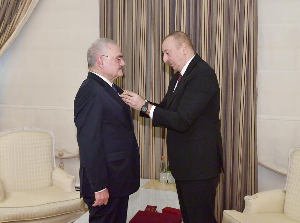 Prezident İlham Əliyev Artur Rasi-zadəyə orden təqdim edib