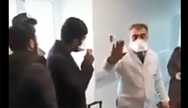 Sosial şəbəkədə yayılan bu videoya görə baş həkim işdən çıxarıldı - VİDEO 