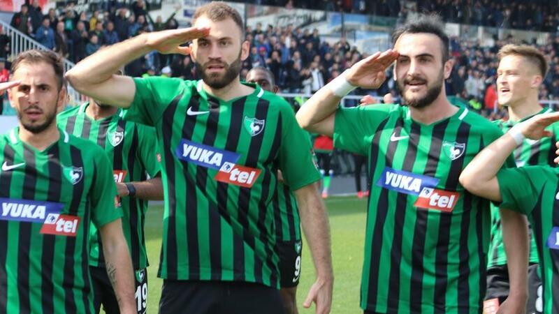 "İdlibə getmək istəyirəm, kəfənimi geyindim" - Məşhur futbolçu
