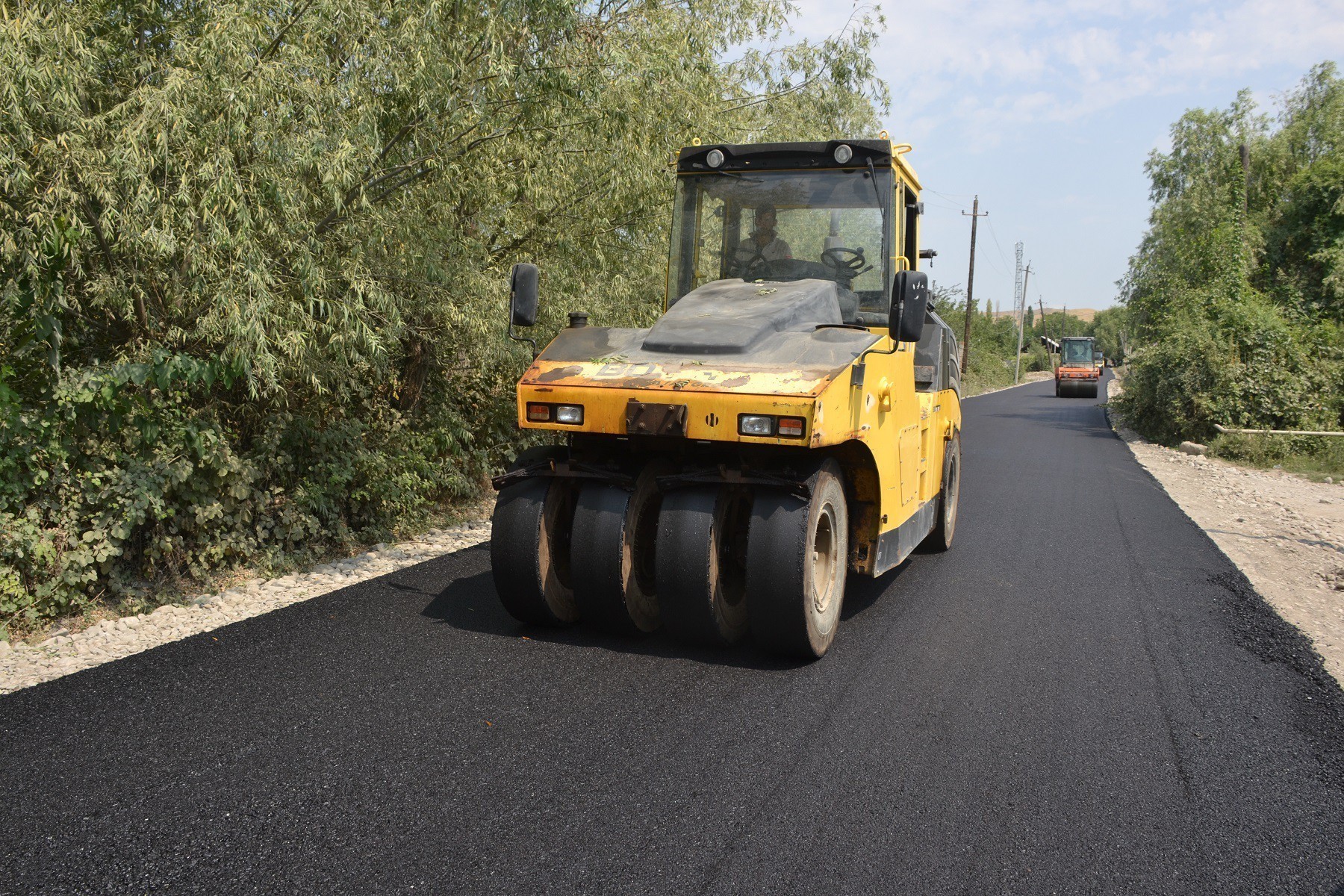 Prezident Şəmkirdə yol tikintisinə 7,5 milyon manat ayırdı
