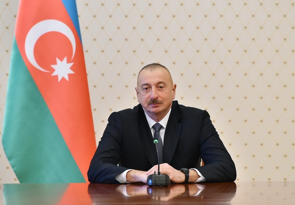 Prezident İlham Əliyev Azərbaycan qadınlarını təbrik etdi