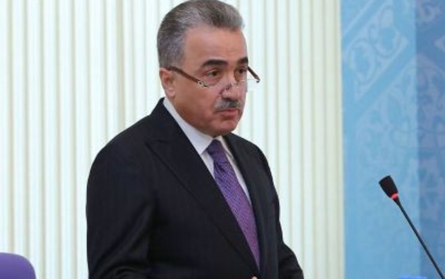 Zeynal Nağdəliyev 31 yaşlı icra başçısını kollektivə təqdim etdi