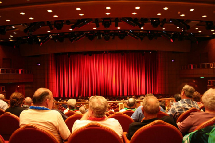 Azərbaycanda bütün teatr və konsert müəssisələri bağlandı