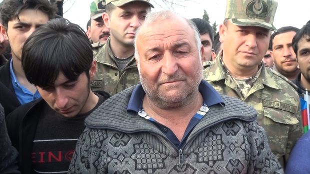 Bu gün şəhid olan əsgərimizin atası: “Deyirdi, ayın sonu özüm gələcəm” - VİDEO