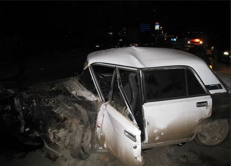 Bakıda bir ailənin 5 üzvü qəzaya düşdü  - ölənlər və yaralananlar var