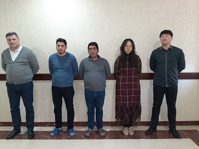Ölkədən 1 milyon maska çıxarmaq istəyən dəstə tutuldu - FOTOLAR